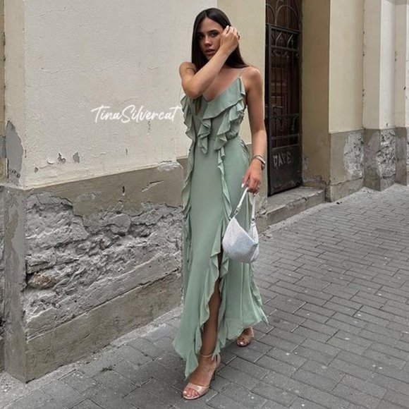 Zara Dresses & Skirts - BLOGGER'S FAVE! Zara Long Ruffled Dress Sea Green NWT